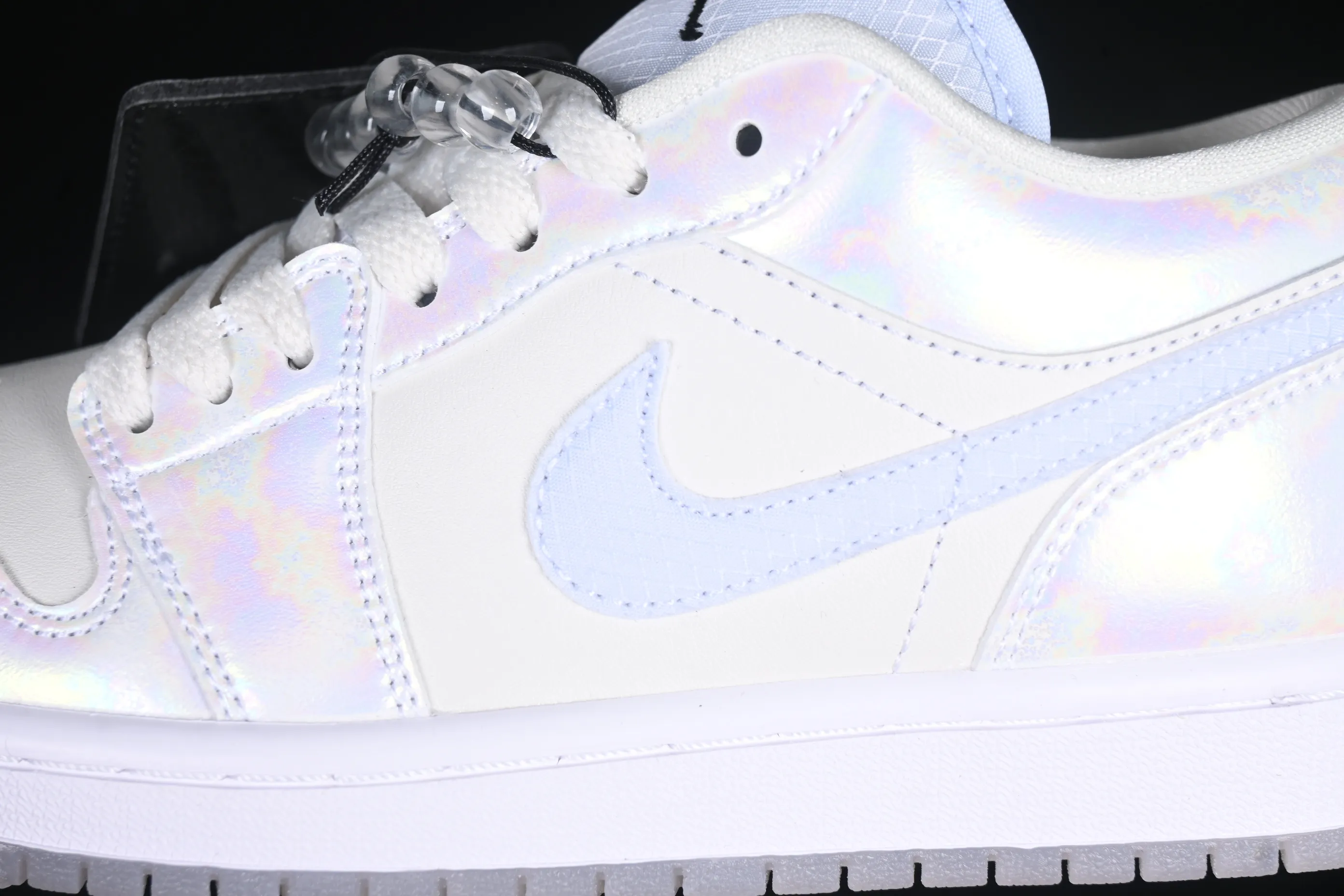All Categories Air Jordan Jordan Series Basketball Shoes Air Jordan 1 Low Air Jordan 1 Low "Year of the Snake 2025" AJ1 Joe 1 Beige Symphony Pearlescent Low-top Cultural Basketball Shoes HF4080-001